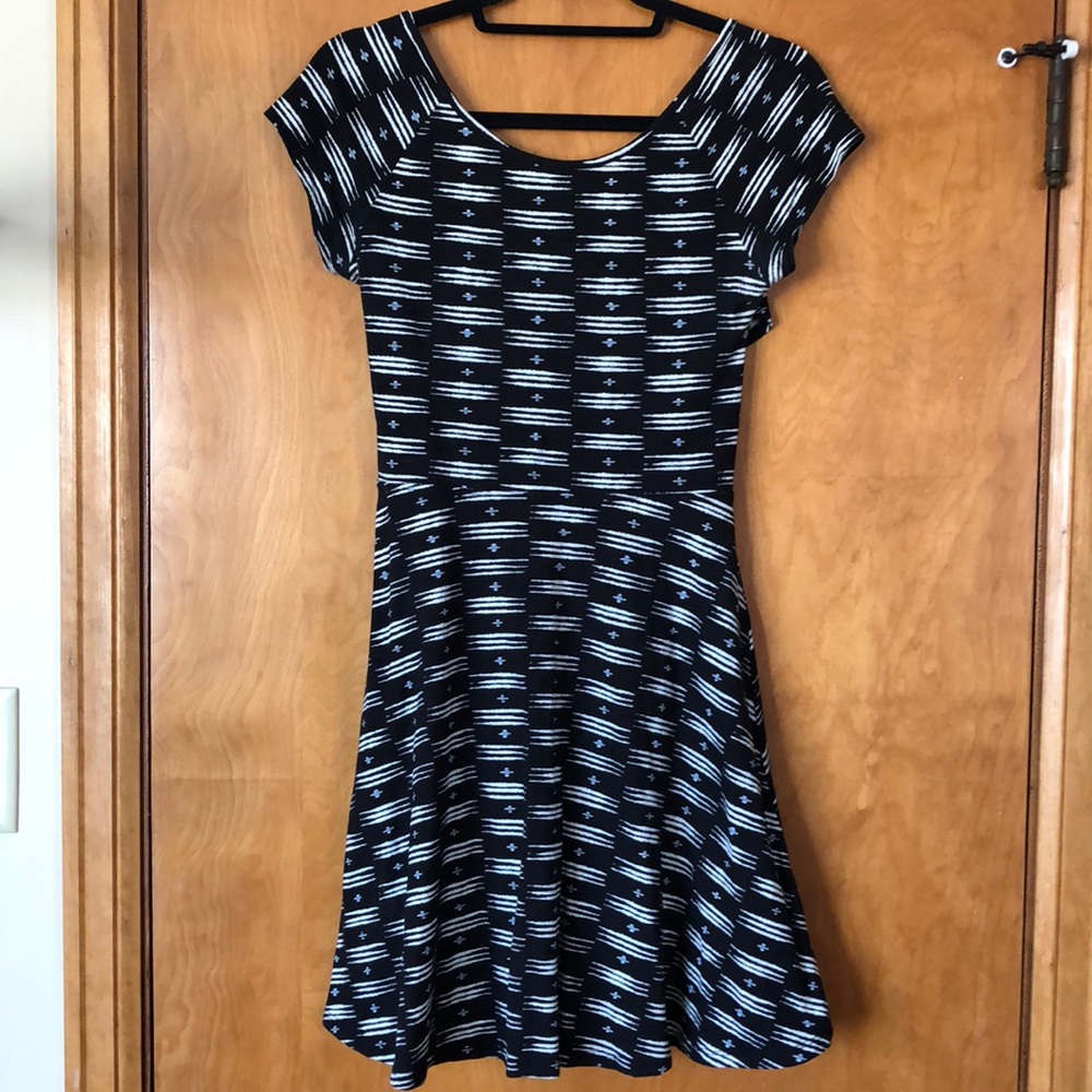 Patterned Open-back Skater Dress